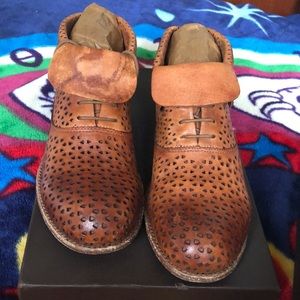 Patricia Nash Sabrina Bootie 8.5